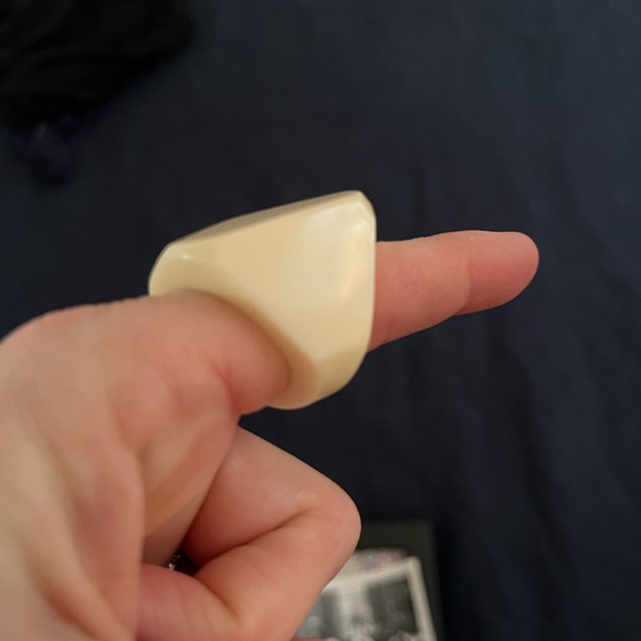 Cream Geometric Statement Ring - Picture 5 of 5